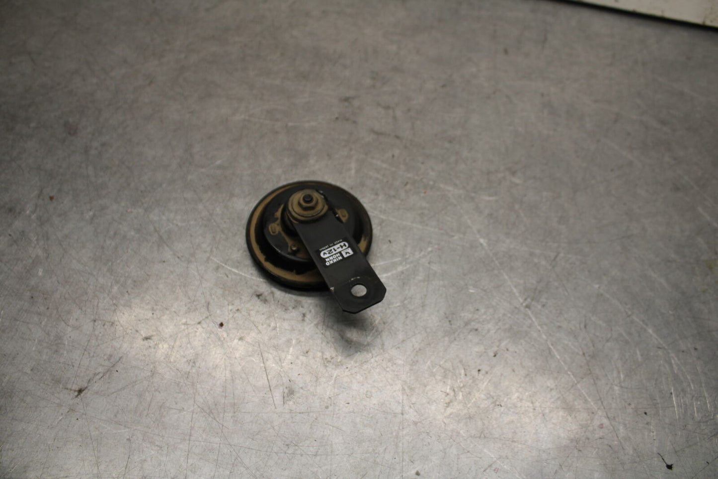 09-11 TRIUMPH DAYTONA 675 HORN SIGNAL BB652