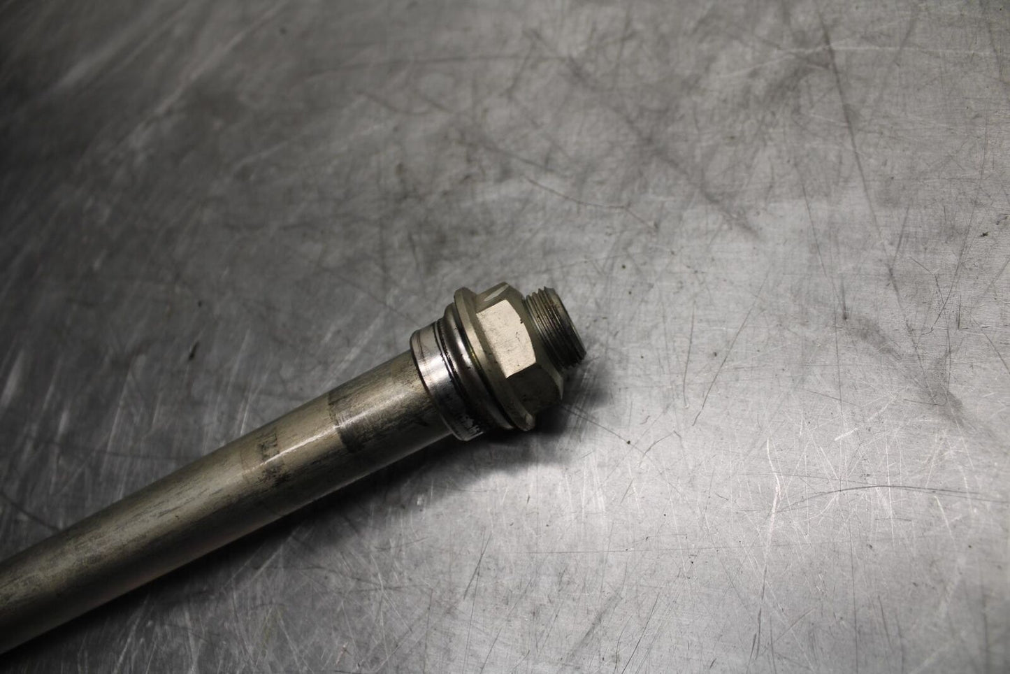 11-21 SUZUKI GSXR750 FRONT WHEEL RIM AXLE PIVOT BOLT BB492