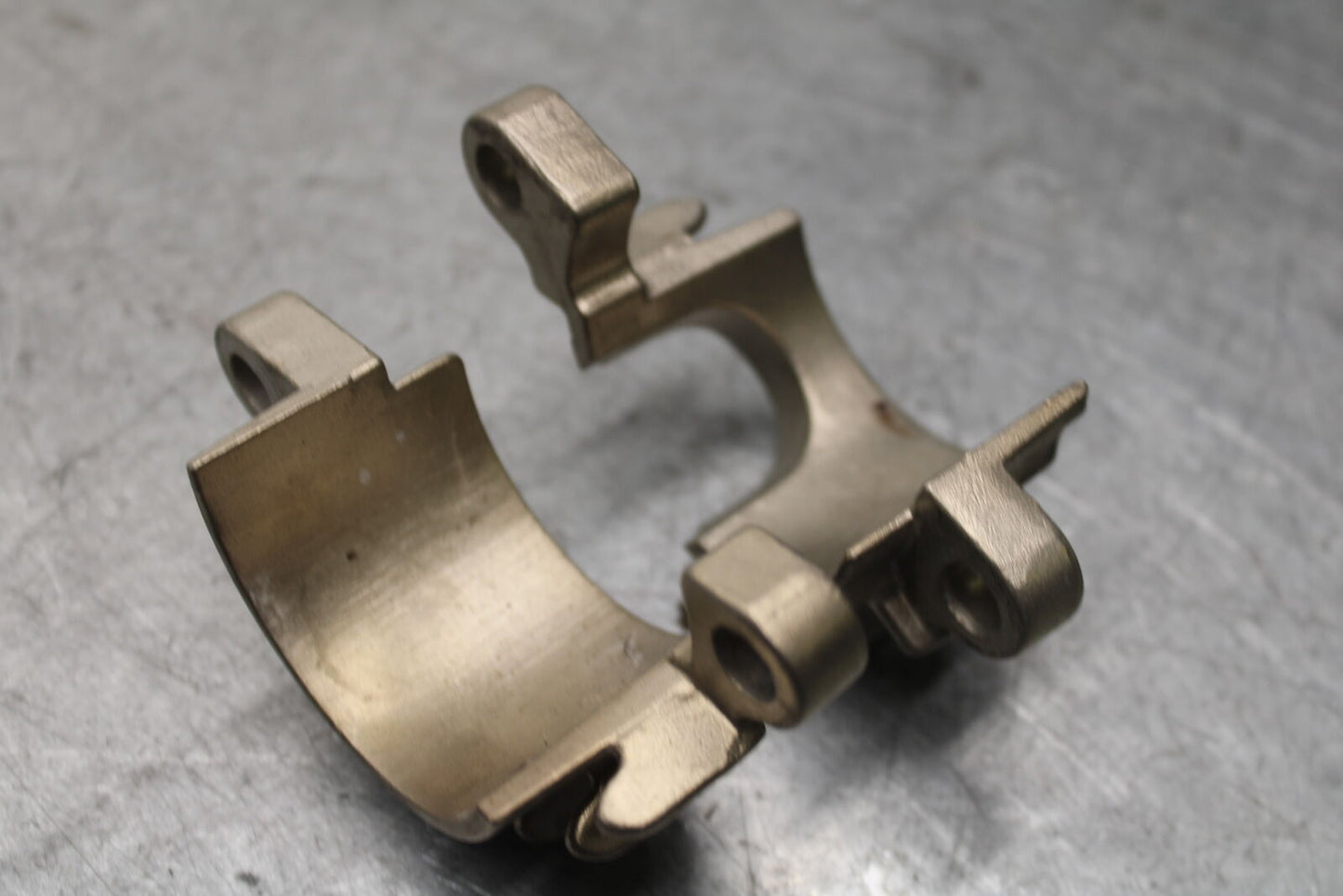 19-21 TRIUMPH SPEED TWIN 1200 EXHAUST CLAMP MUFFLER PIPE BAND BB653