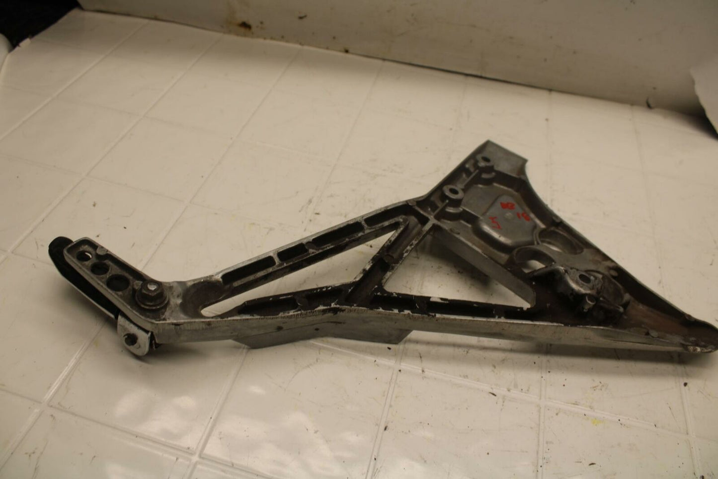92-93 YAMAHA FJ1200A ABS RIGHT REAR BACK PASSENGER PEG BB07