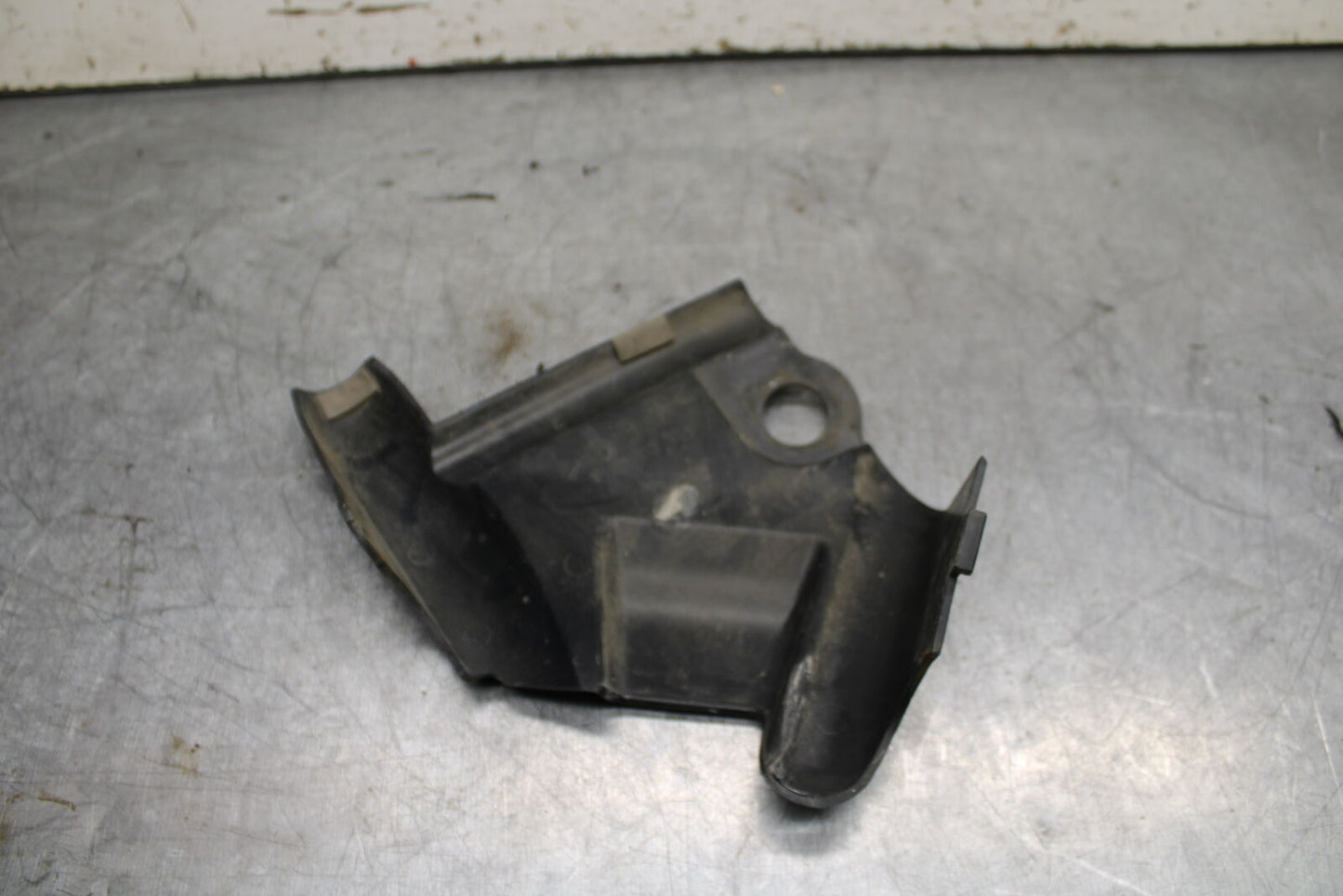 99-00 YAMAHA V STAR 1100 LEFT FRAME COVER COWL BB711