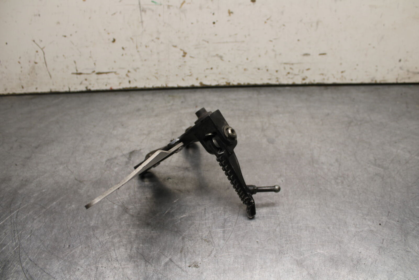 13-17 KAWASAKI NINJA ZX6R ZX636E LEFT REARSET REAR SET DRIVER FOOT PEG BB735