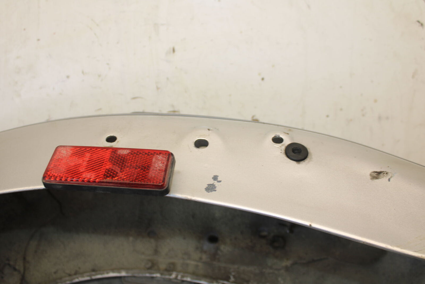 87-03 SUZUKI INTRUDER 1400 VS1400GLP REAR BACK WHEEL FENDER MUD GUARD BB702
