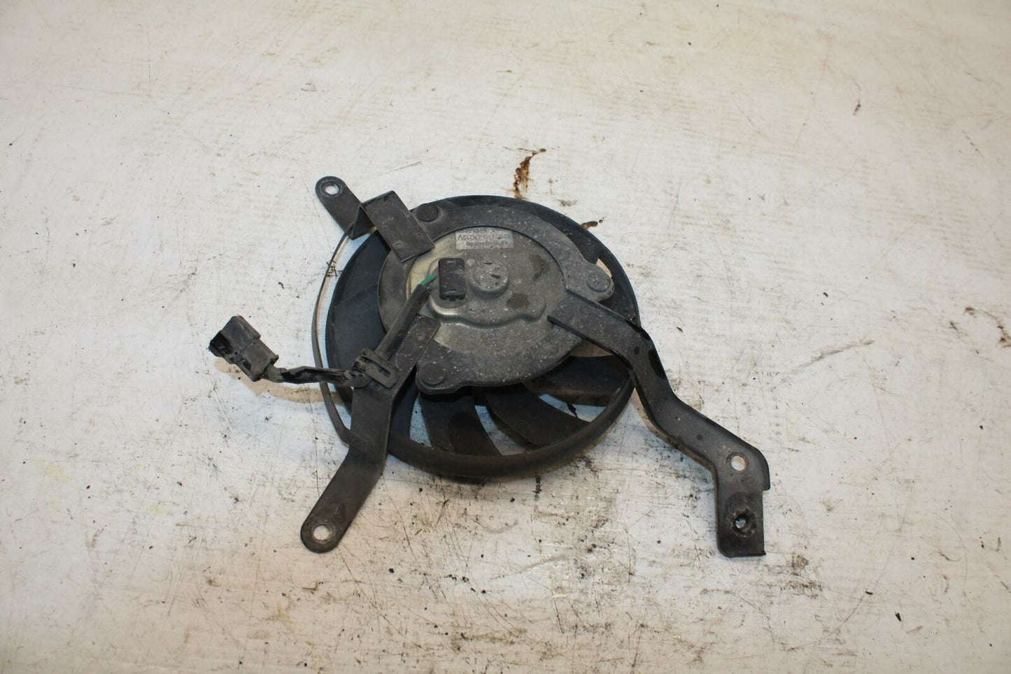 07-16 TRIUMPH STREET TRIPLE ENGINE RADIATOR COOLING FAN BB361