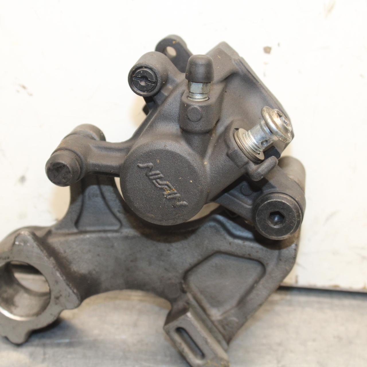 2011 Suzuki GSXR1000 REAR BACK BRAKE CALIPER W MOUNT BRACKET BB96