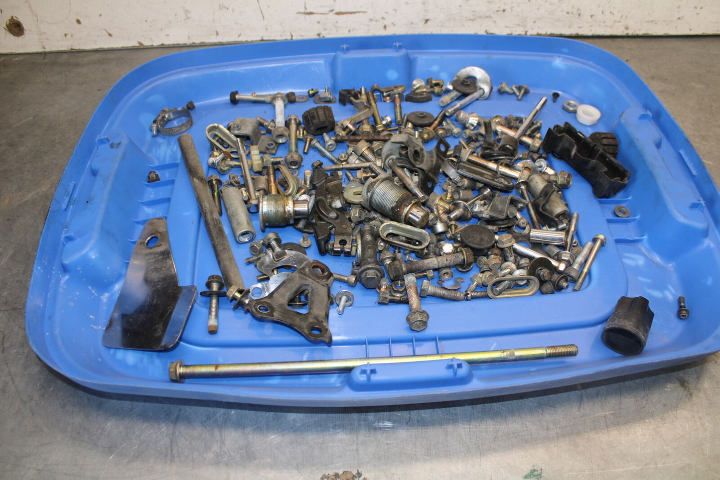 93-00 HONDA GOLDWING 1500 GL1500SE MOUNTING BOLTS HARDWARE MOTOR SCREWS BB700