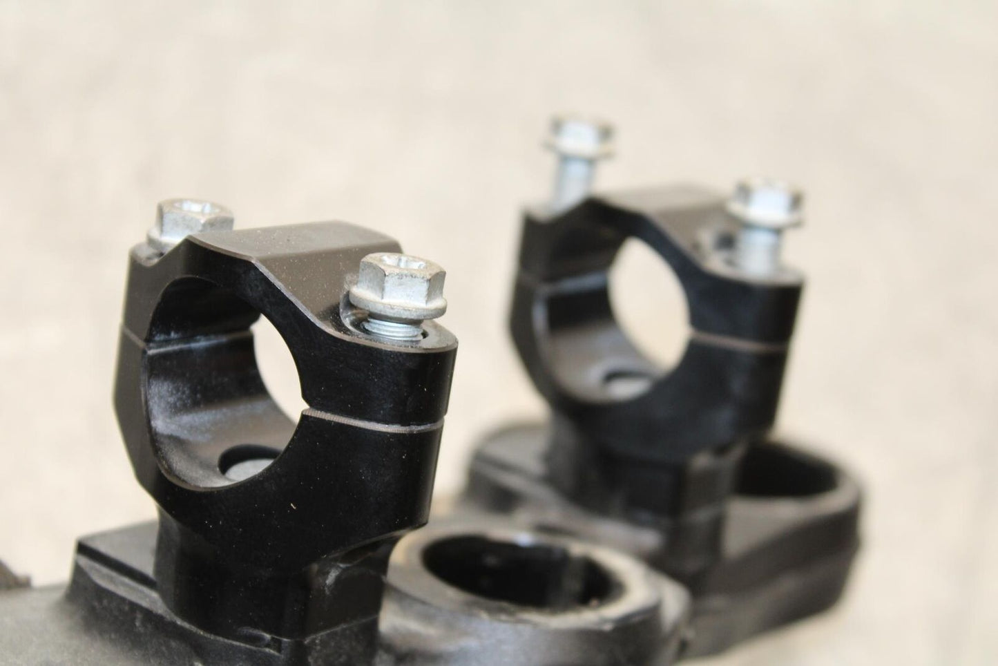 19-20 KTM 790 DUKE 790 FORKS UPPER TRIPLE TREE CLAMP BB570