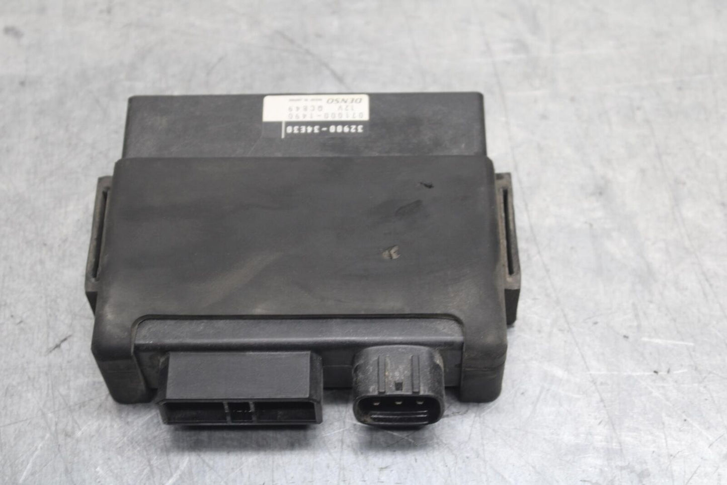1999 Suzuki GSXR600 ECU COMPUTER CONTROLLER UNIT BLACK BOX 32900-34E30 BB608