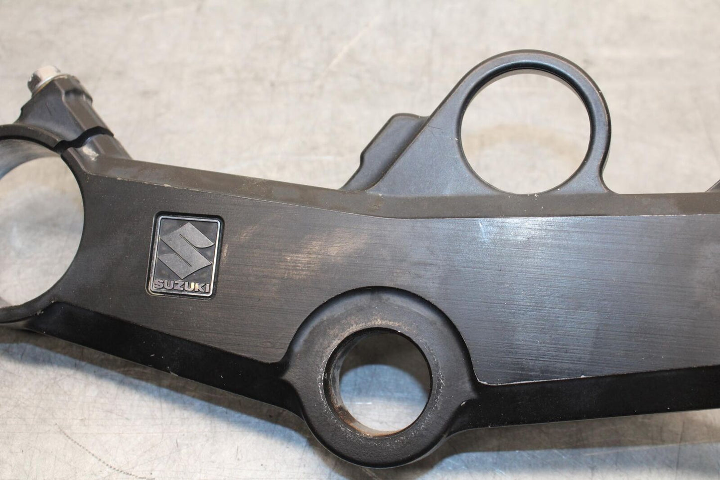 2001 Suzuki GSXR600 FORKS UPPER TRIPLE TREE CLAMP BB59