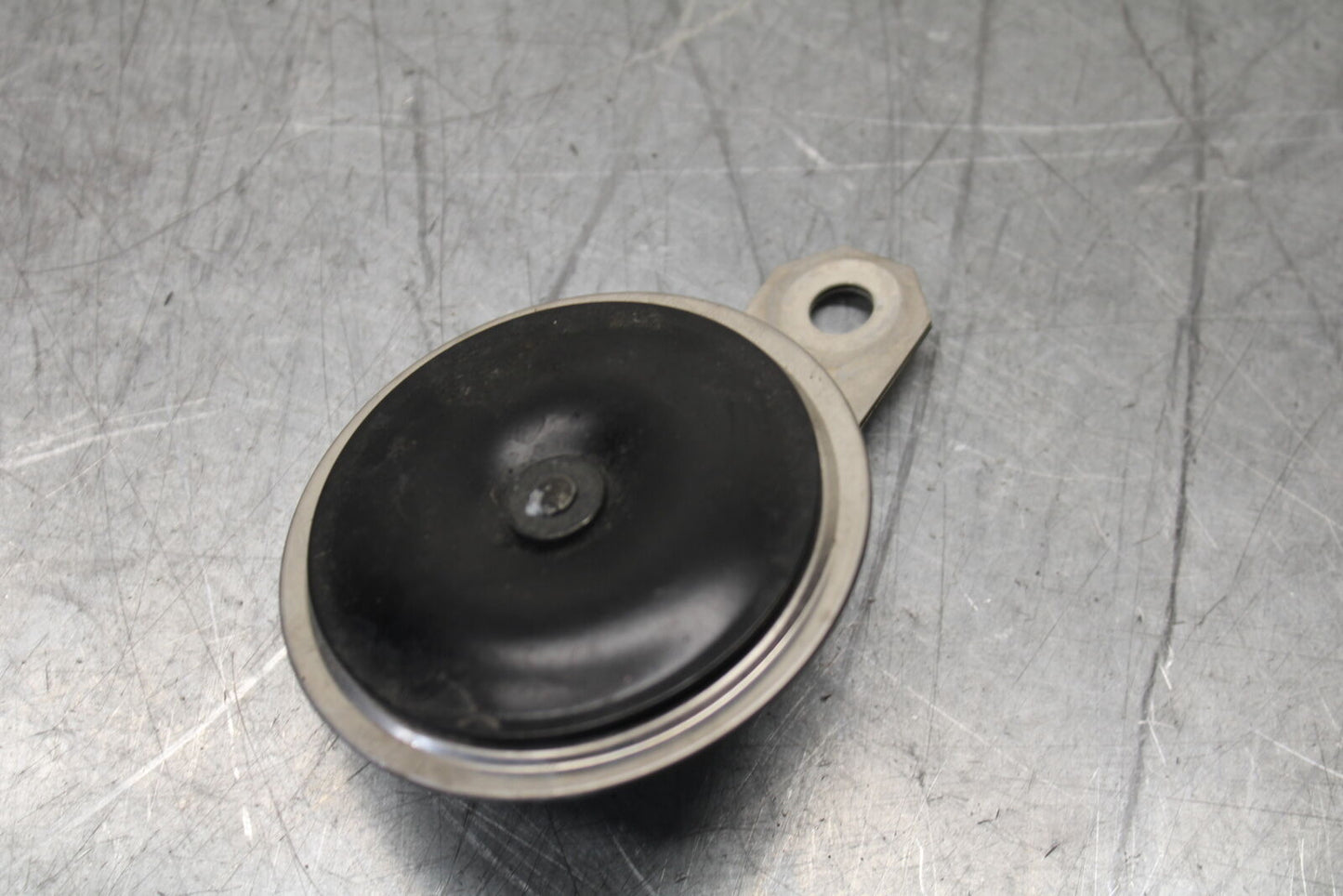 17-24 SUZUKI SV650 HORN SIGNAL BB706