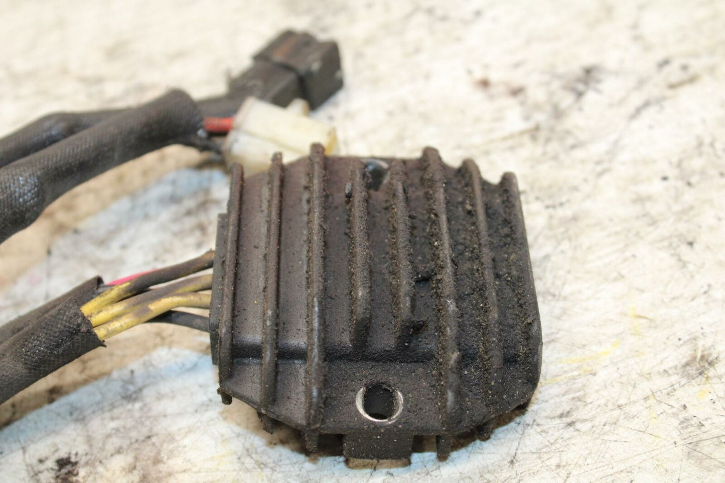 00-04 SUZUKI MARAUDER 800 VZ800 RECTIFIER VOLTAGE REGULATOR 32800-45C01 BB305