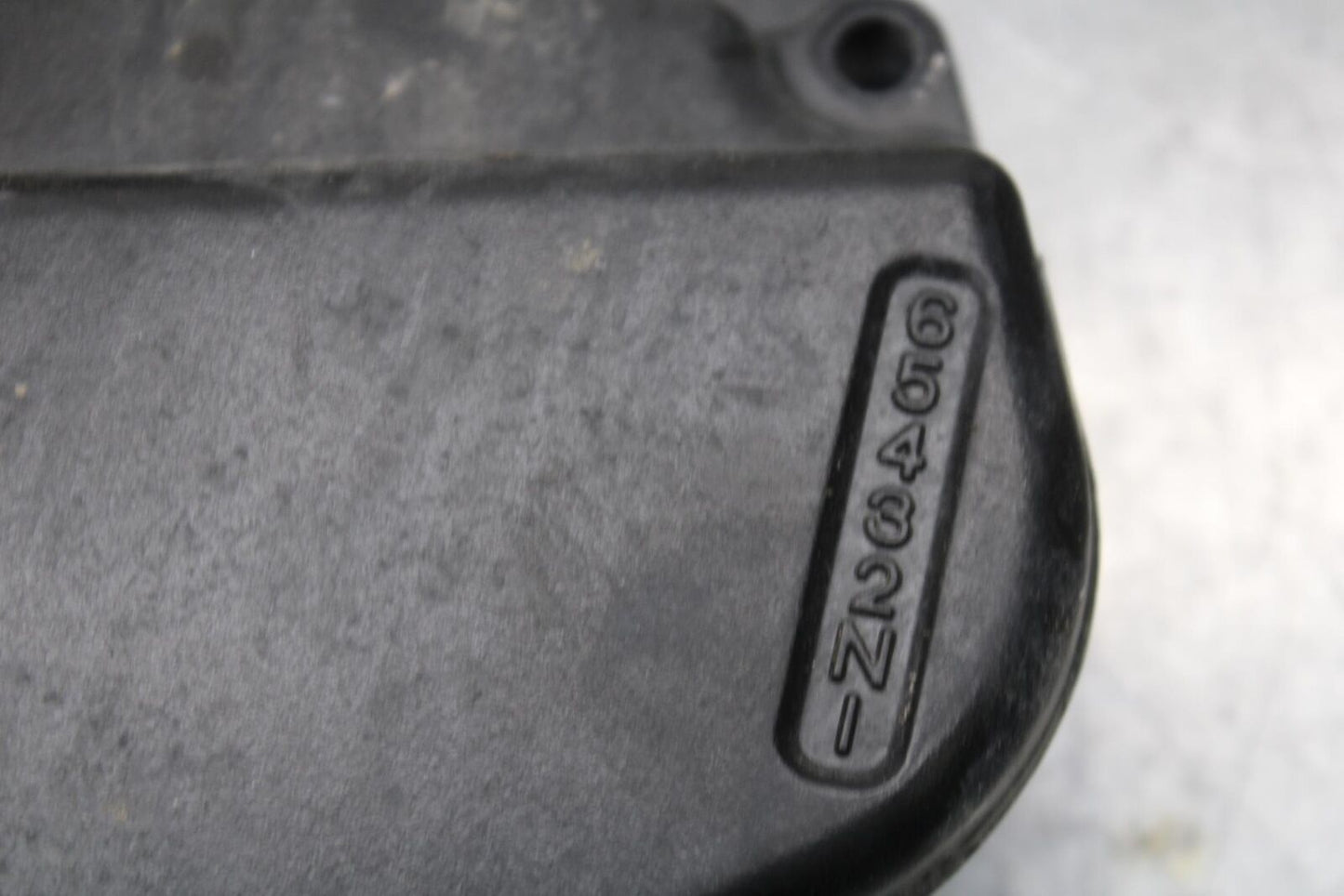 09-16 SUZUKI GSXR1000 ENGINE SPROCKET COVER BB642
