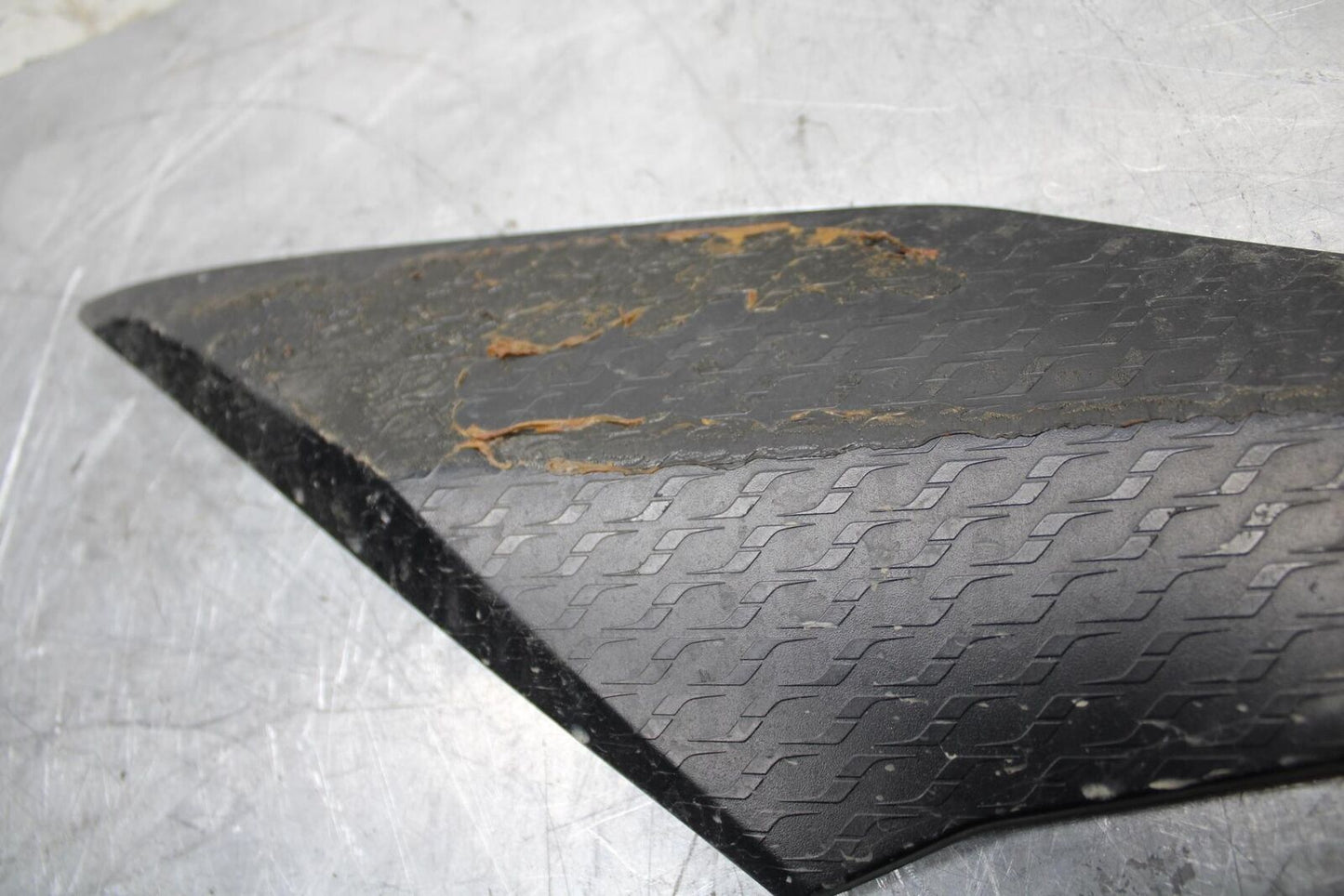 18 YAMAHA YZF R1 RIGHT LEFT GAS FUEL TANK PANELS COVERS TRIM SET COWLS BB473