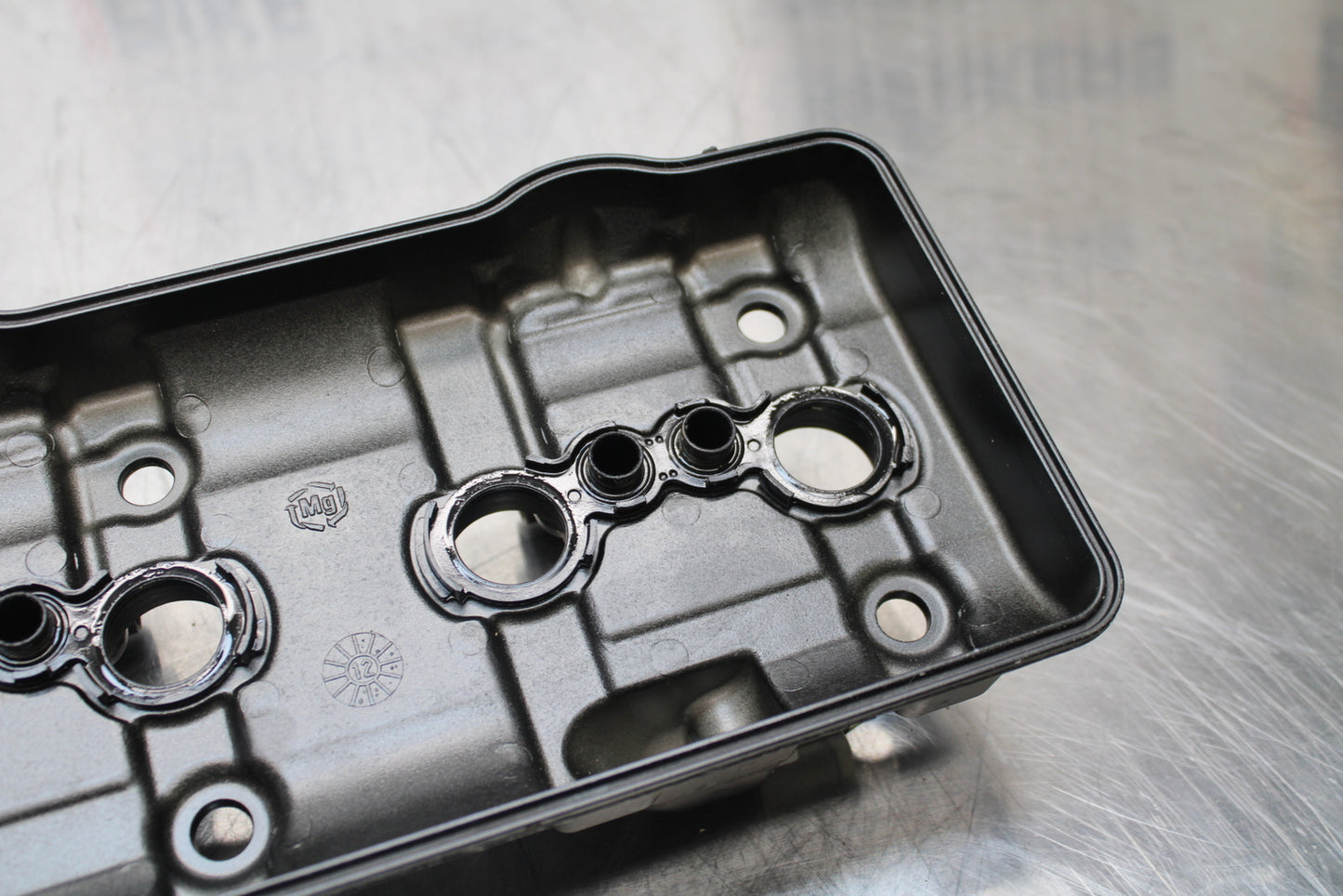 13-18 KAWASAKI NINJA ZX6R ENGINE TOP END CYLINDER HEAD COVER BB143