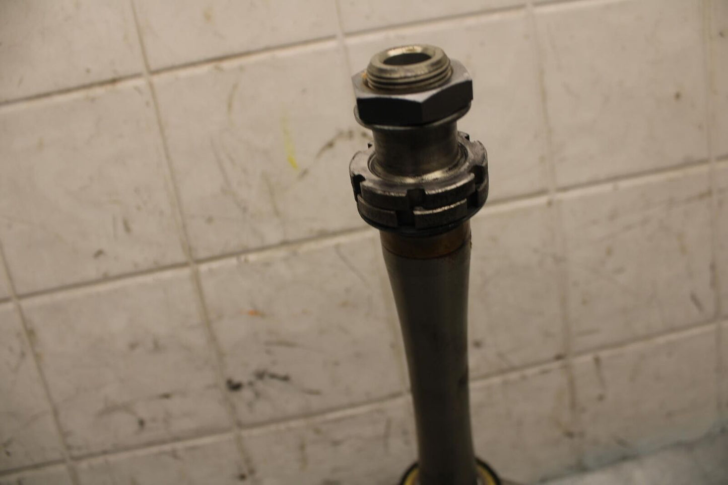 1998 Suzuki TL1000S FRONT FORKS CLAMP LOWER TRIPLE TREE STEM BB508