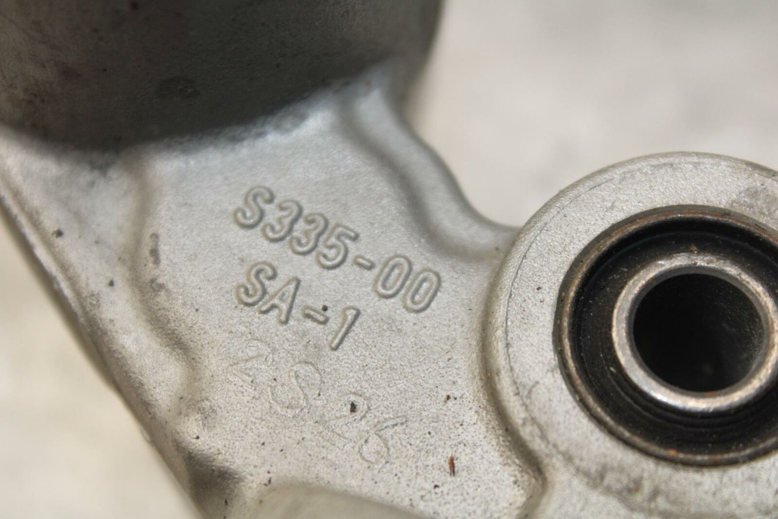 01-02 SUZUKI GSXR750 REAR BACK SHOCK ABSORBER SUSPENSION BB28 A