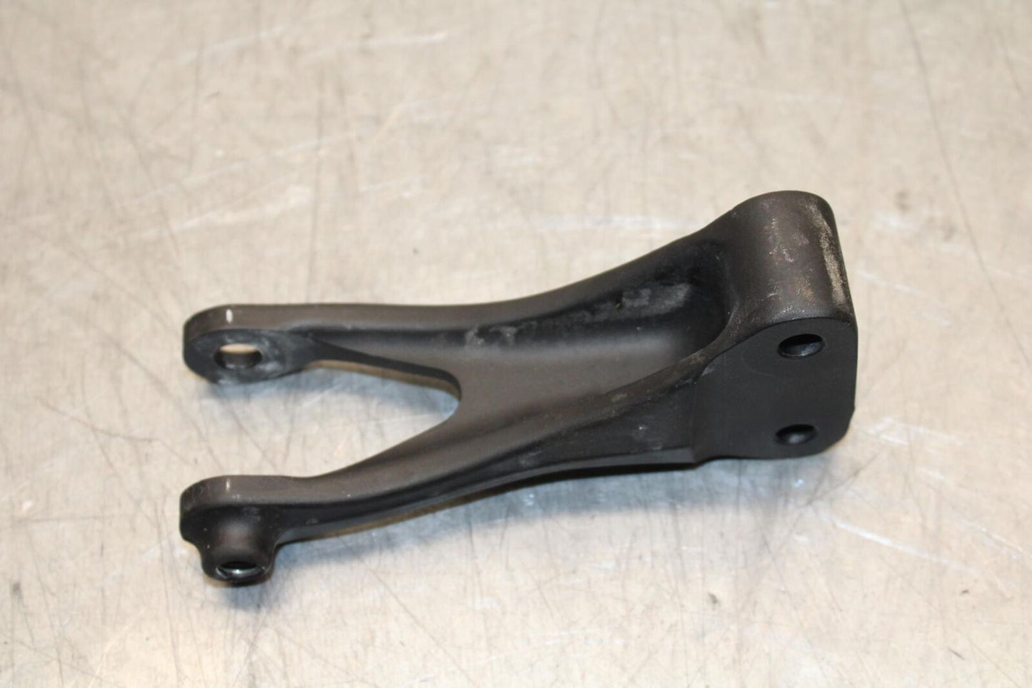 19-20 KTM 790 DUKE 790 ENGINE MOUNT MOTOR BRACKET BB570