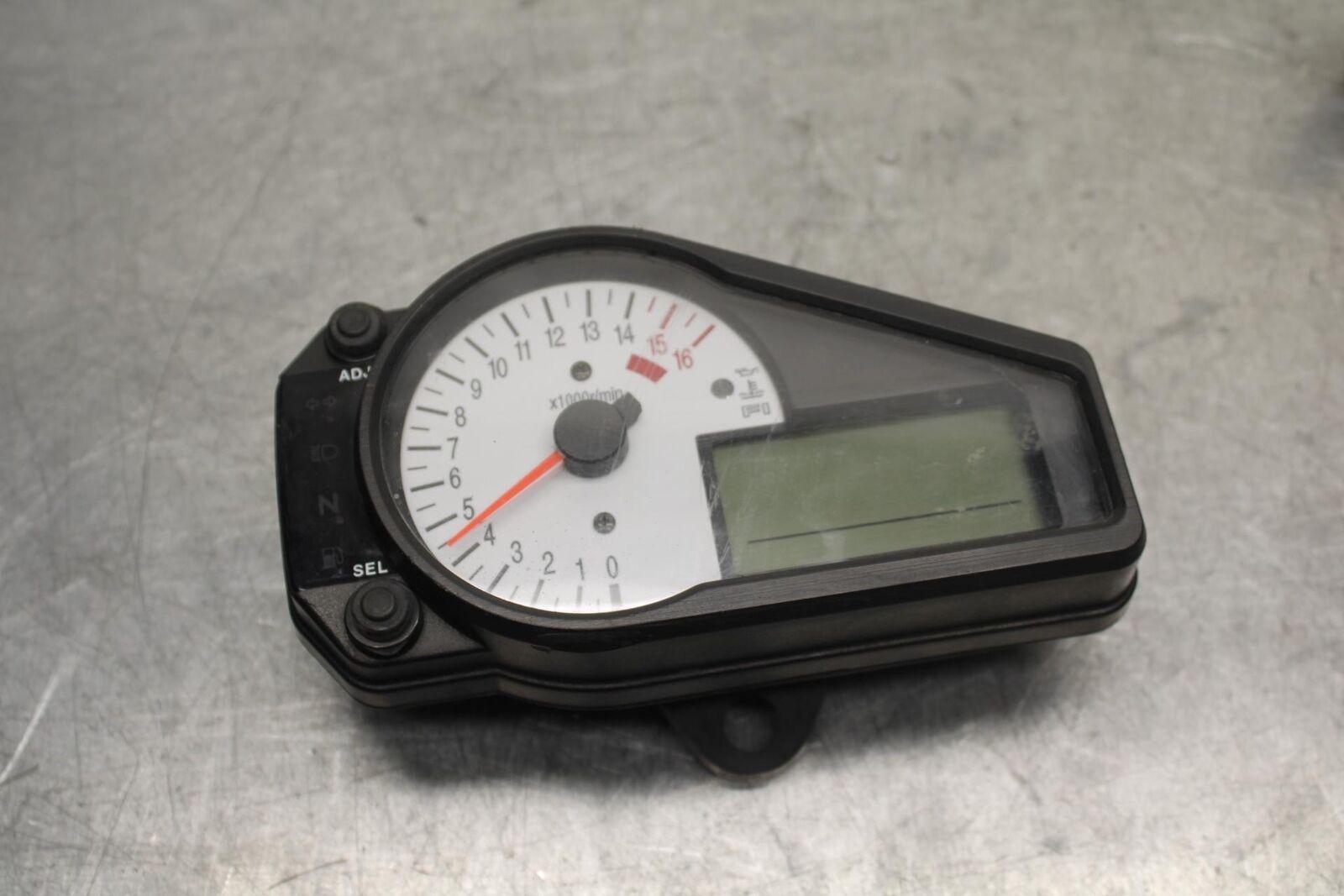 01-03 SUZUKI GSXR600 SPEEDO TACH GAUGES DISPLAY SPEEDOMETER TACHOMETER BB639
