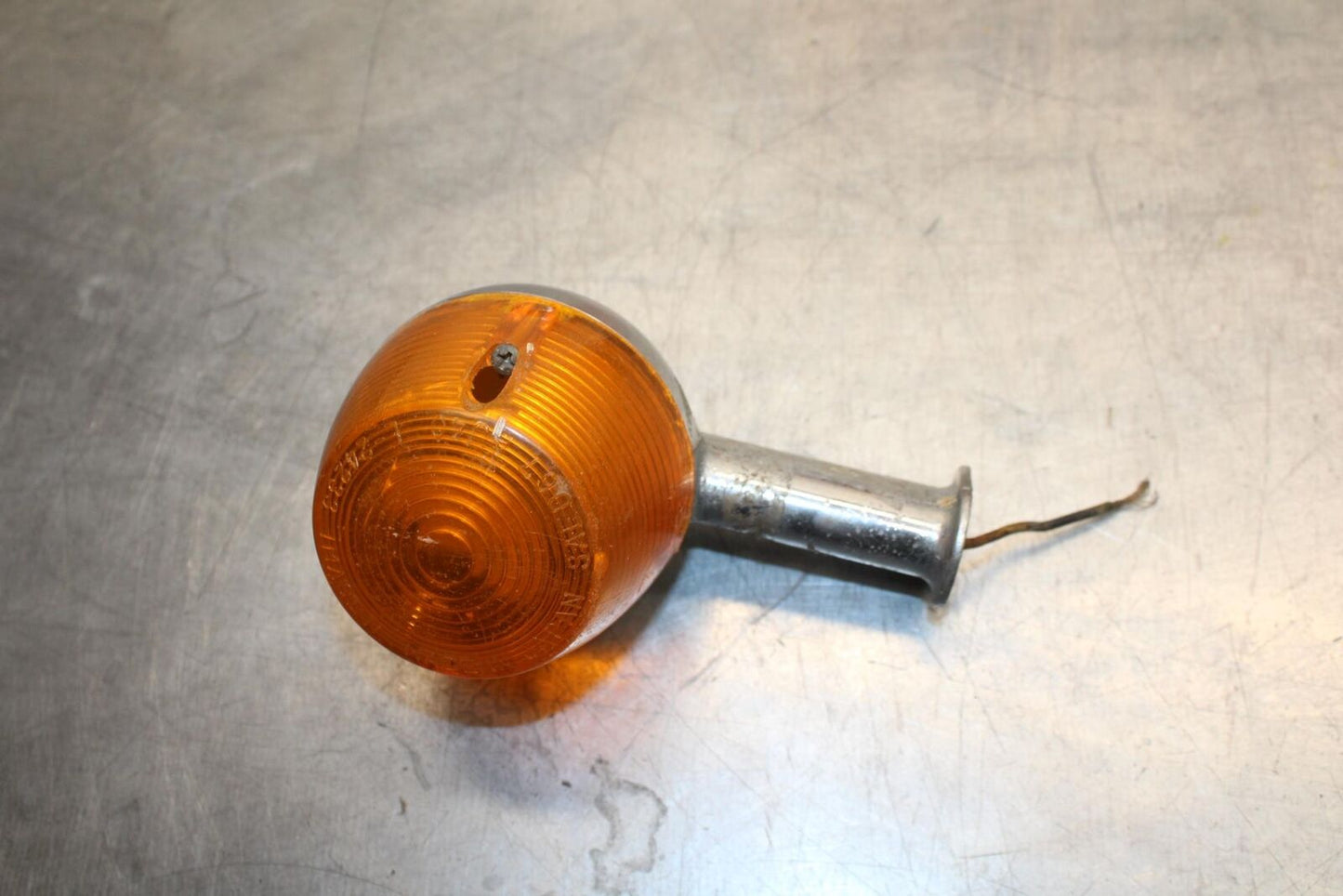 80-83 SUZUKI GS750E REAR LEFT RIGHT TURN SIGNALS LIGHT INDICATORS BB82