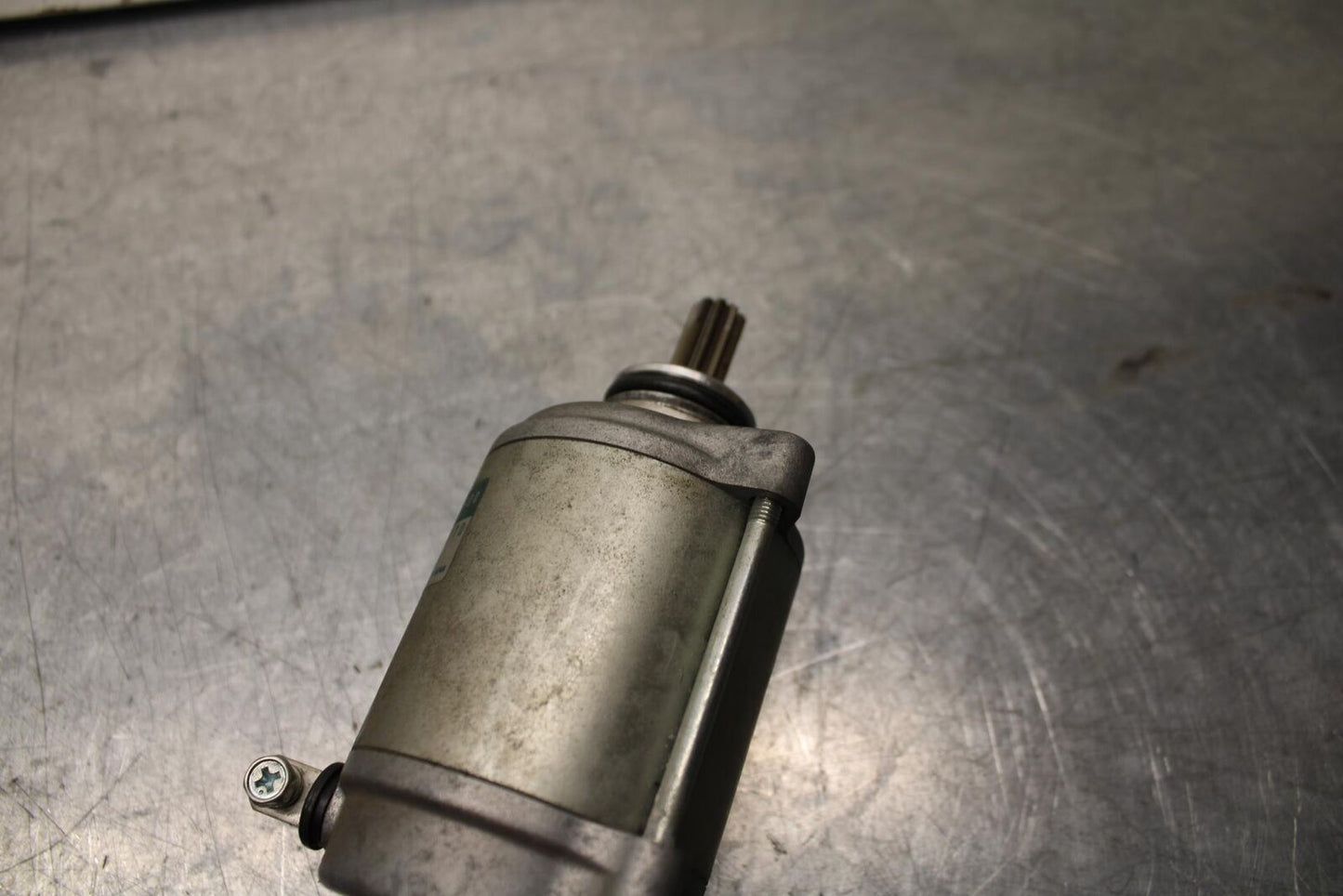 01 SUZUKI GSXR1000 ENGINE STARTING STARTER MOTOR -DC 12V 1100-40F00 BB100