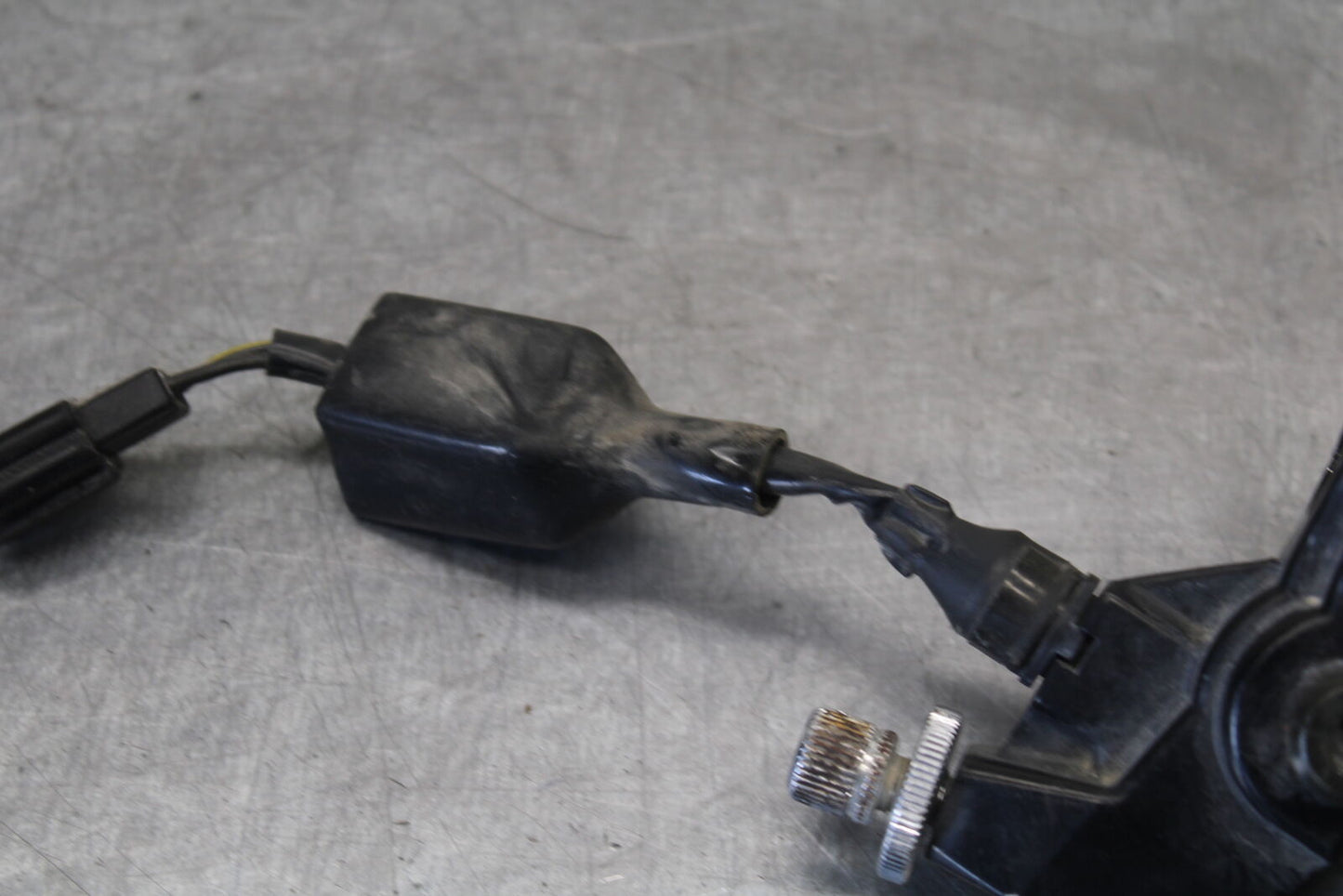 01-06 TRIUMPH TIGER 955I CLUTCH PERCH MOUNT WITH LEVER BB693