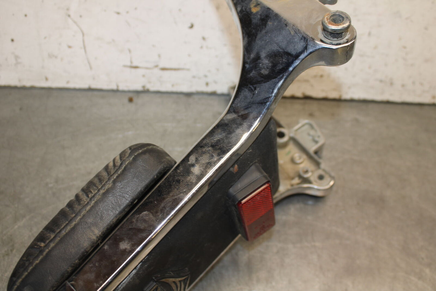 87-03 SUZUKI INTRUDER 1400 VS1400GLP BACK REST SISSY BAR BB702