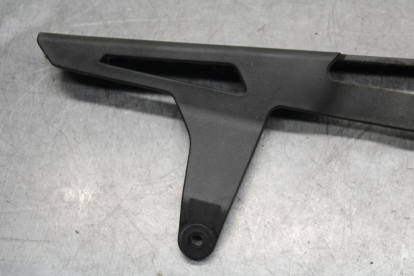 19-21 TRIUMPH SPEED TWIN 1200 REAR BACK DRIVE CHAIN GUARD COVER SHIELD BB653
