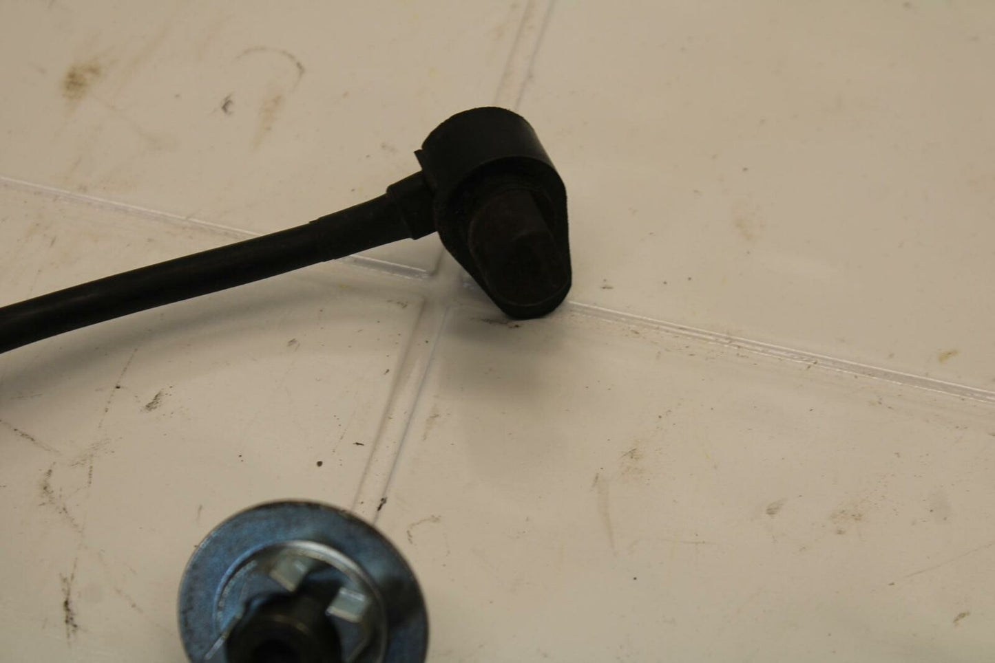 01-02 SUZUKI GSXR750 SPEED SPEEDOMETER SENSOR BB402