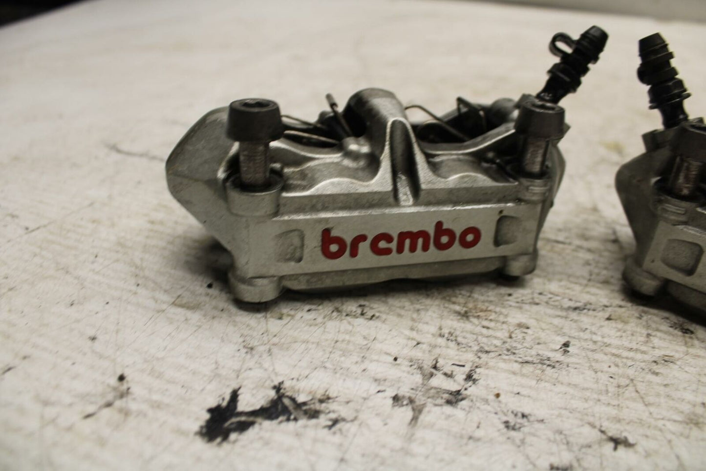 08-11 TRIUMPH SPEED TRIPLE RIGHT LEFT FRONT BRAKE CALIPER SET PAIR BB366