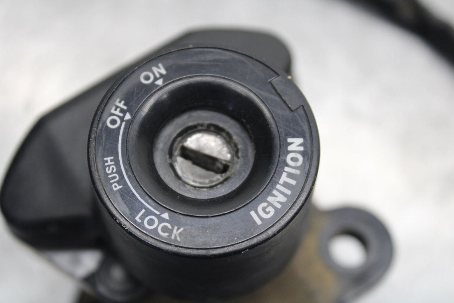 07-08 YAMAHA YZF R1 IGNITION LOCK BB675