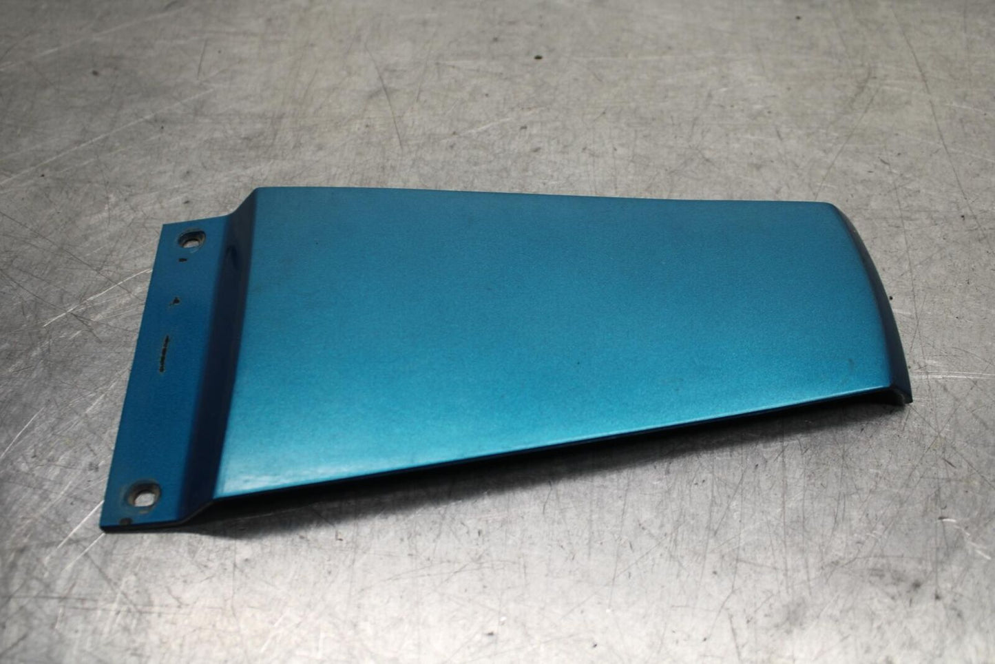1995 Suzuki RF600R CENTER REAR BACK TAIL FAIRING COVER TRIM COWL BB615