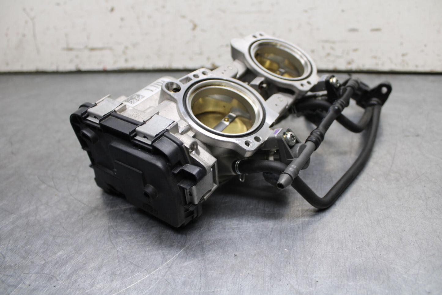 21-24 APRILIA TUONO 660 FACTORY MAIN FUEL INJECTORS / THROTTLE BODIES BB733