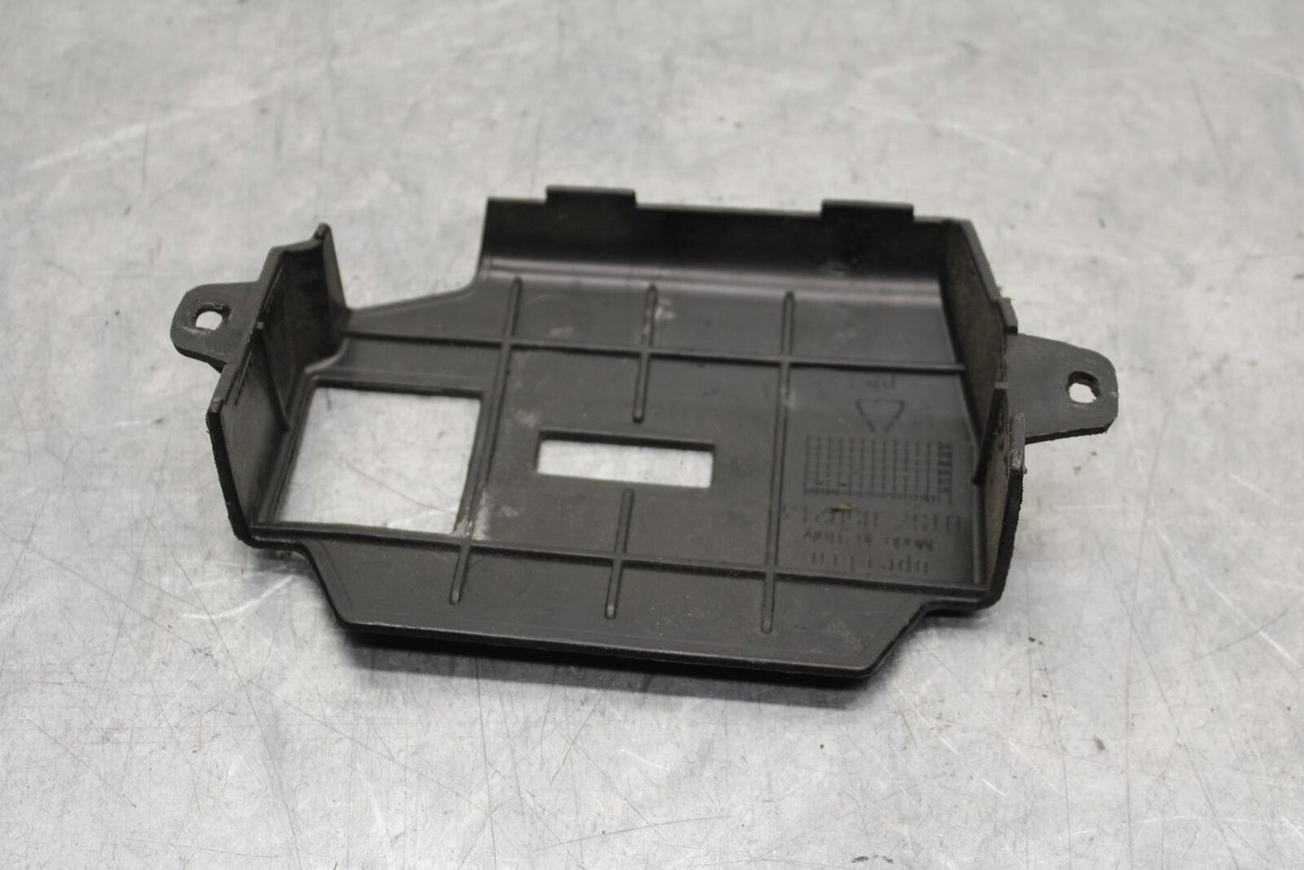 2008 Aprilia Shiver 750 SL750 INSTRUMENT CLUSTER TRIM PANEL BB551