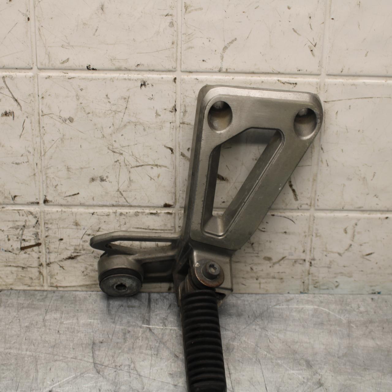 1997 Suzuki Bandit 1200 GSF1200S RIGHT REAR BACK PASSENGER PEG BB559