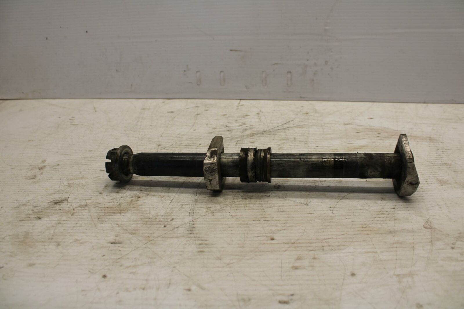 03-05 SUZUKI SV1000 REAR AXLE BACK WHEEL RIM PIVOT BOLT AXEL BB296