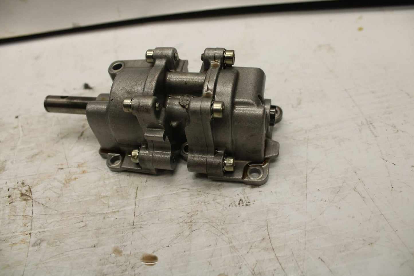 10-11 APRILIA RSV4 ENGINE MOTOR OIL PUMP BB268