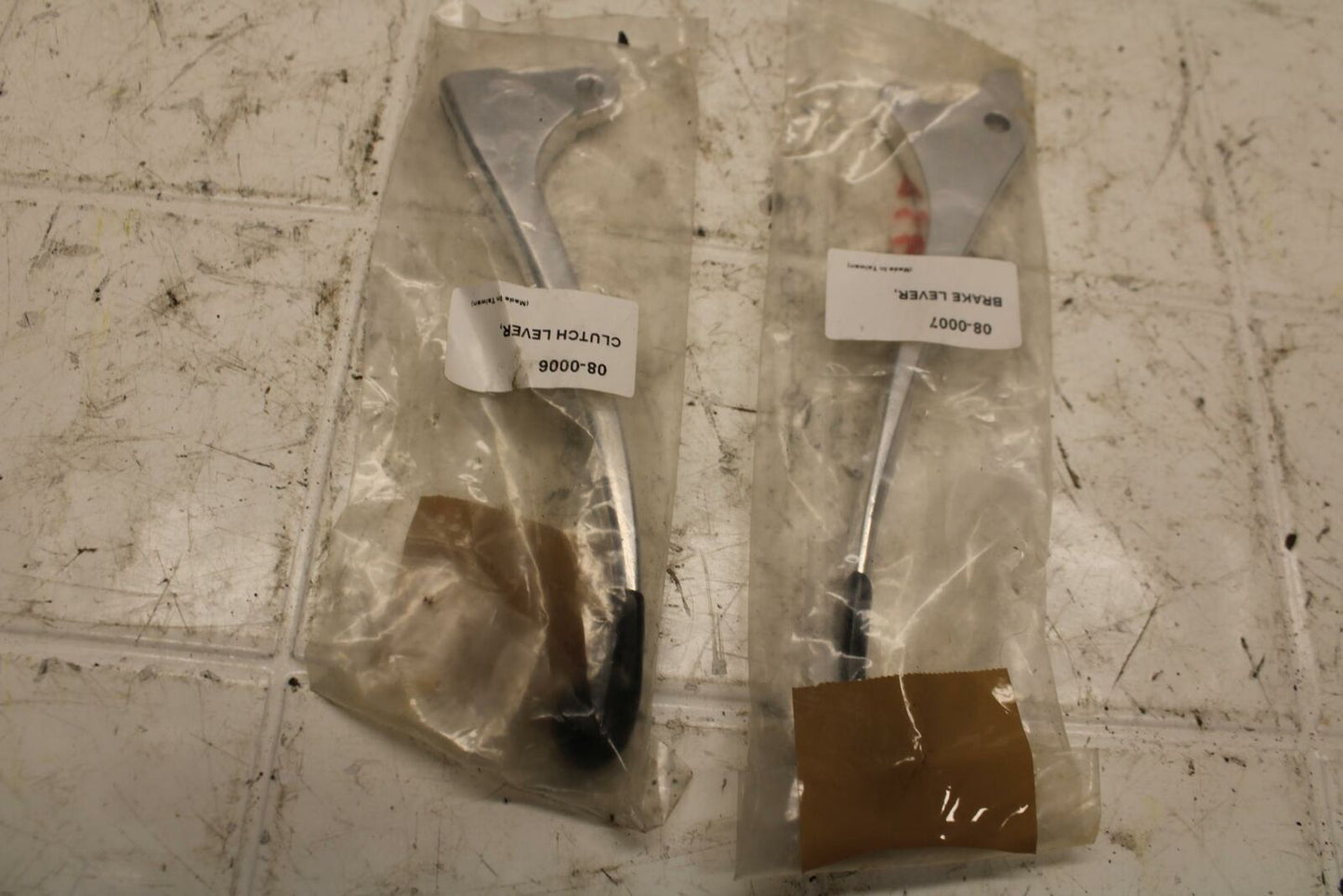 72 HONDA CB500 K1 LEFT HANDLEBAR CLIPON CLUTCH BRAKE LEVER BB24