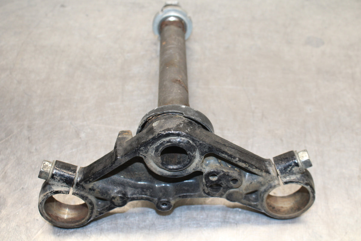 78 SUZUKI GS550E FRONT FORKS CLAMP LOWER TRIPLE TREE STEM BB133