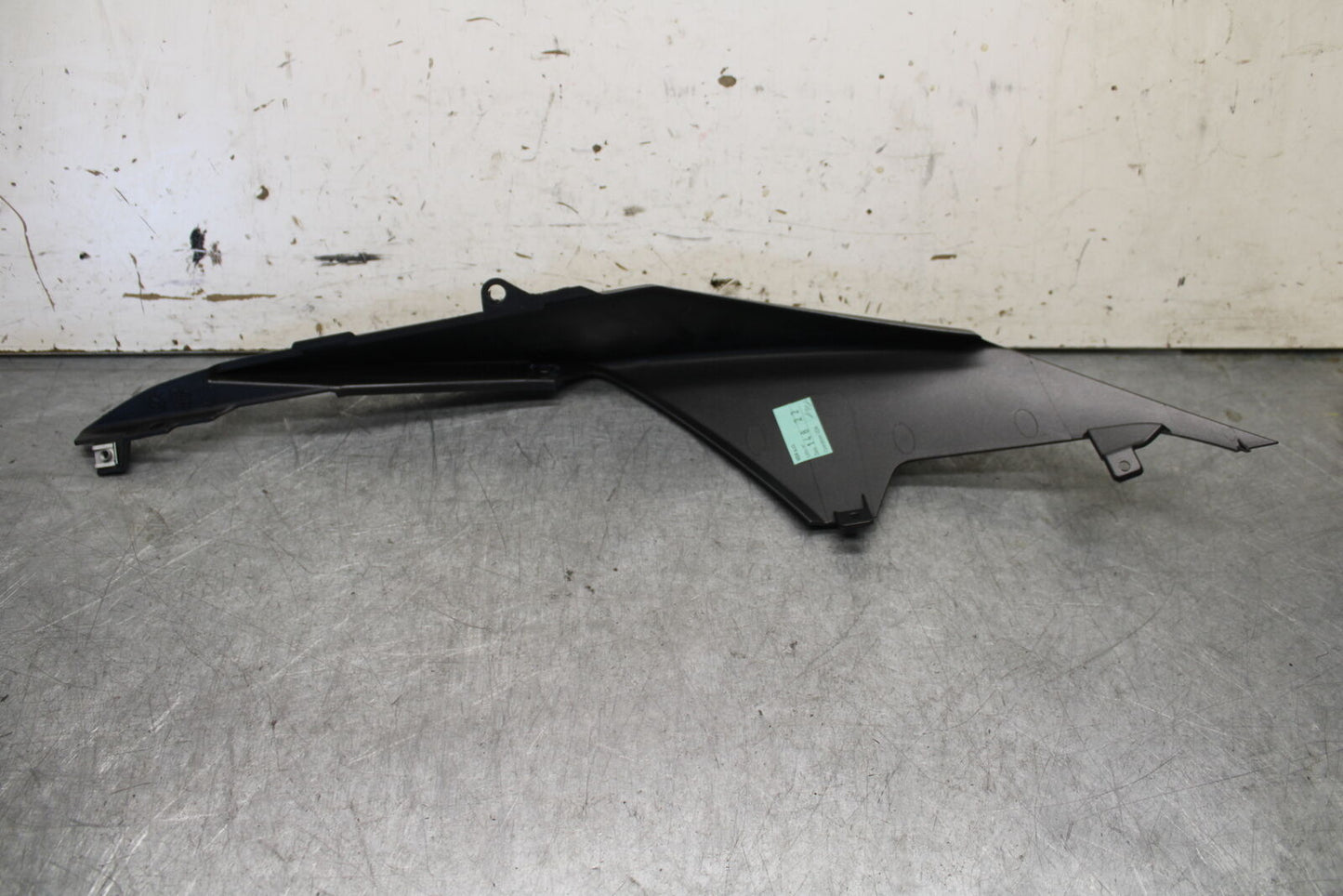 20-23 APRILIA RS660 LEFT REAR BACK TAIL FAIRING COWL SHROUD BB667