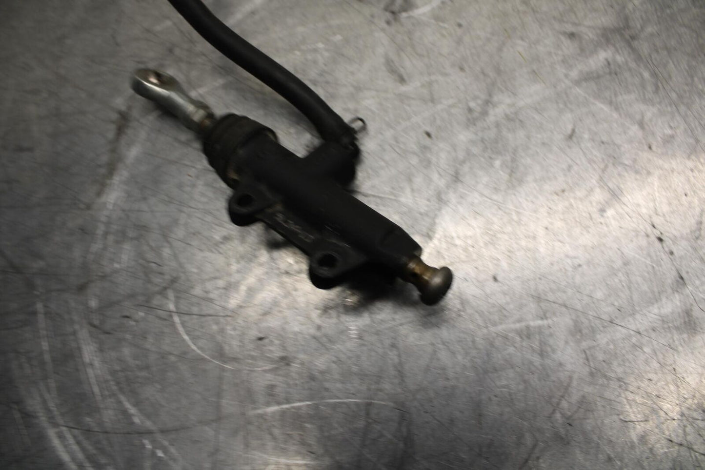 16-18 KTM 690 DUKE REAR BACK BRAKE MASTER CYLINDER W RESERVOIR BB631