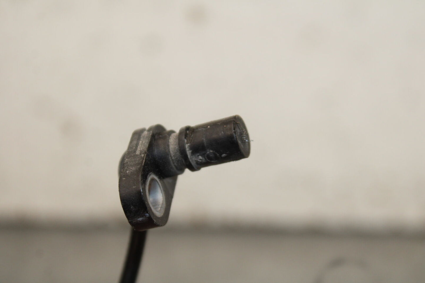 21-24 KTM 890 ADVENTURE R FRONT ABS BRAKE SENSOR BB723