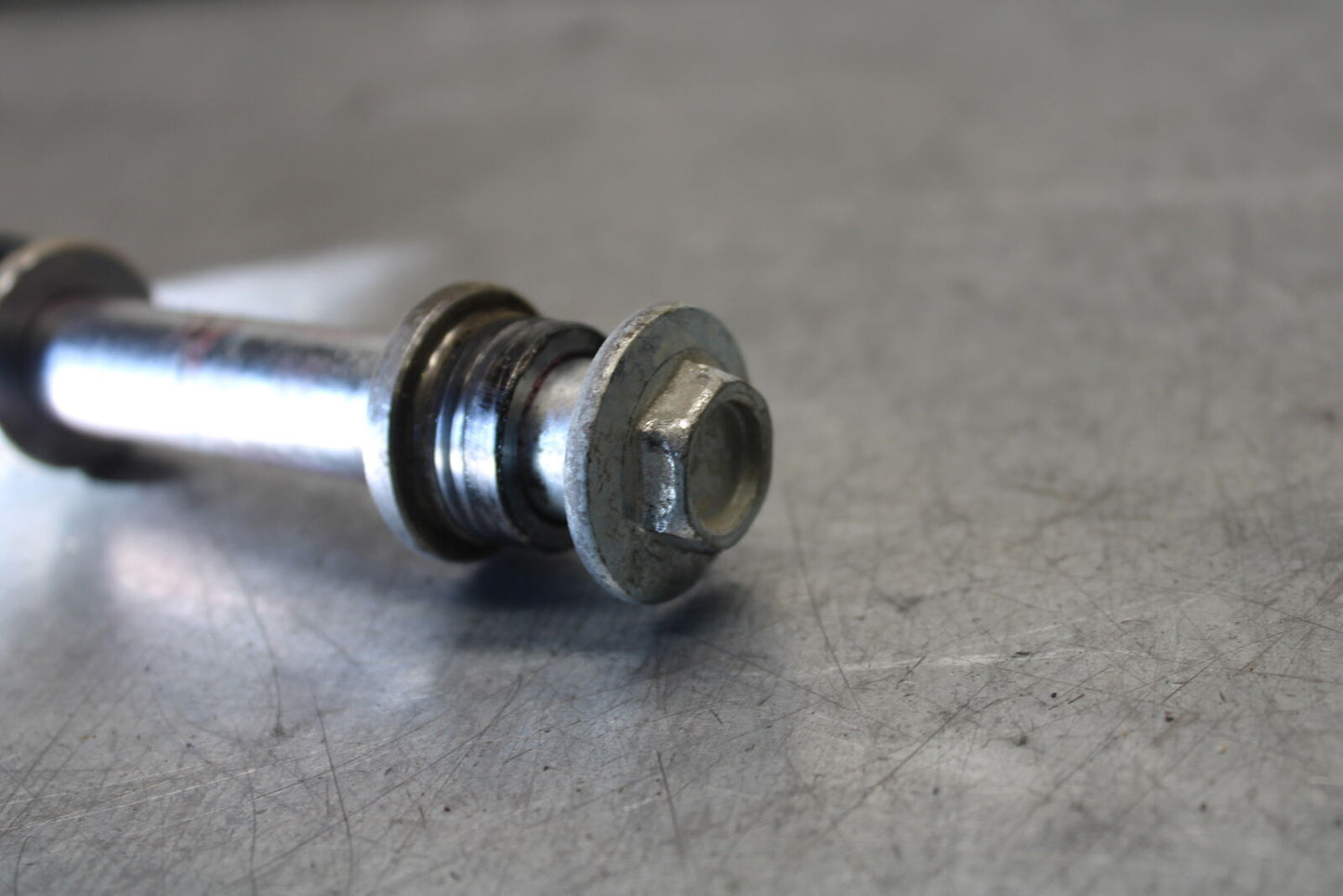 19-22 KAWASAKI Z400 FRONT WHEEL RIM AXLE PIVOT BOLT BB708