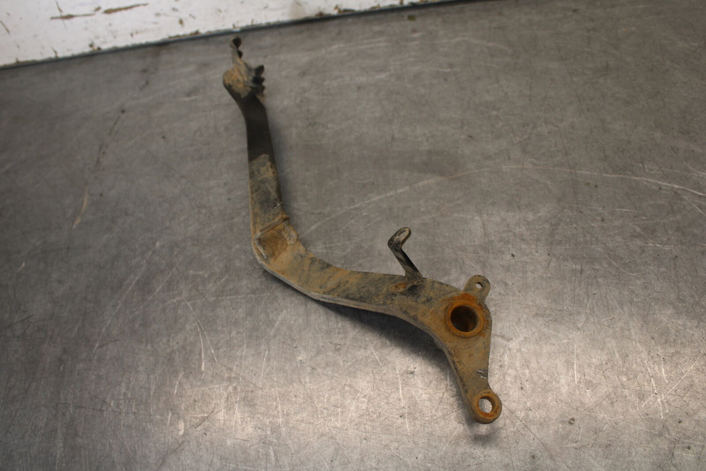 01-05 YAMAHA RAPTOR 660R RIGHT REARSET BRAKE FOOT PEDAL BB695