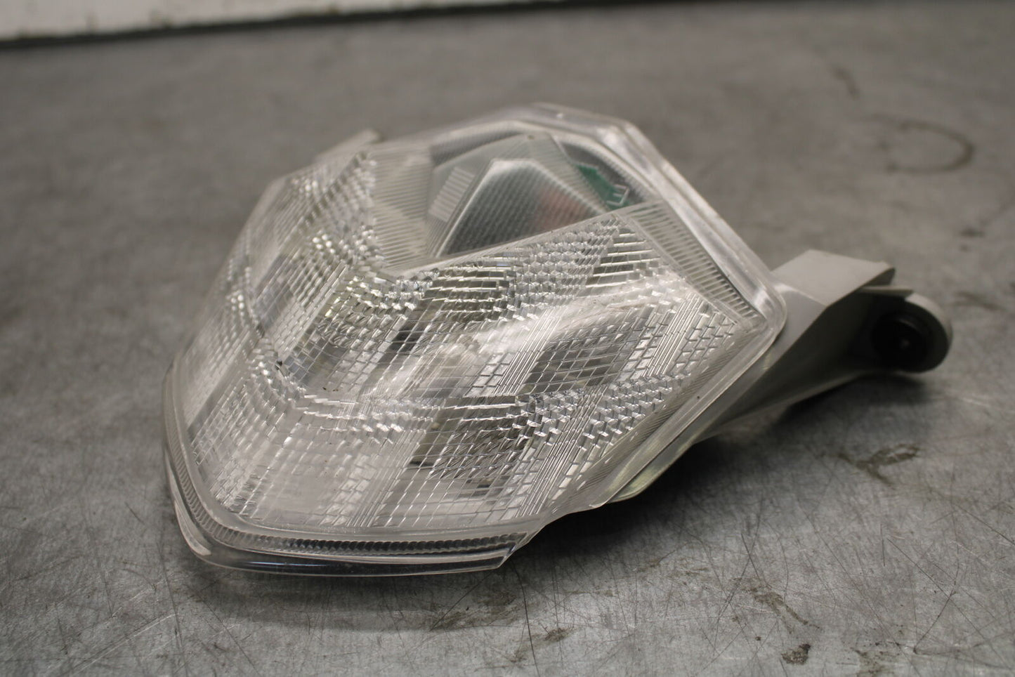 09-12 KAWASAKI NINJA ZX6R REAR TAIL TAILLIGHT BACK BRAKE LIGHT BB640