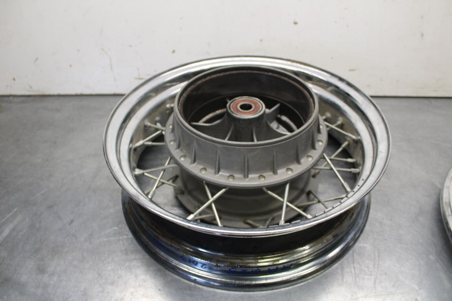 2013 Suzuki Boulevard C50T REAR WHEEL RIM BB625