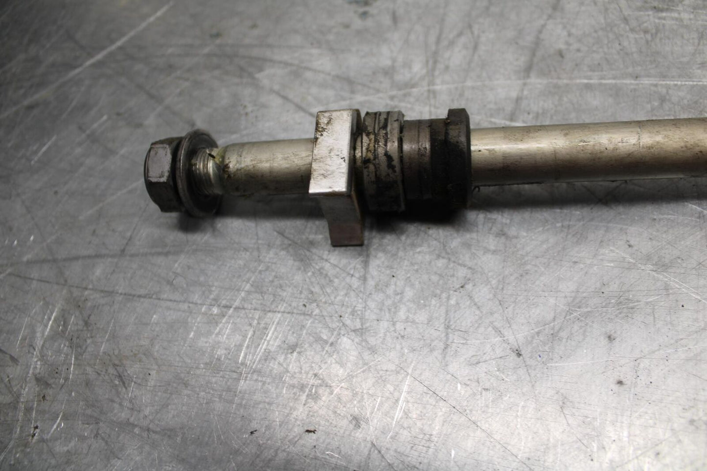 17-21 TRIUMPH STREET TRIPPLE R REAR AXLE BACK WHEEL RIM PIVOT BOLT AXEL bb452