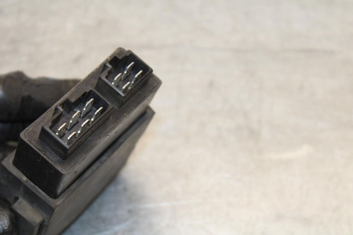 00-01 KAWASAKI ZZR600 ECU COMPUTER CONTROLLER UNIT BLACK BOX ECM CDI BB568