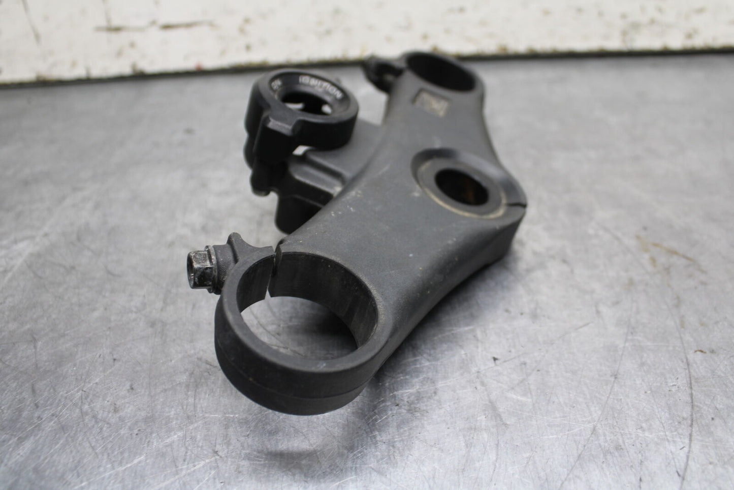 01-06 HONDA CBR600F4I FORKS UPPER TRIPLE TREE CLAMP BB115