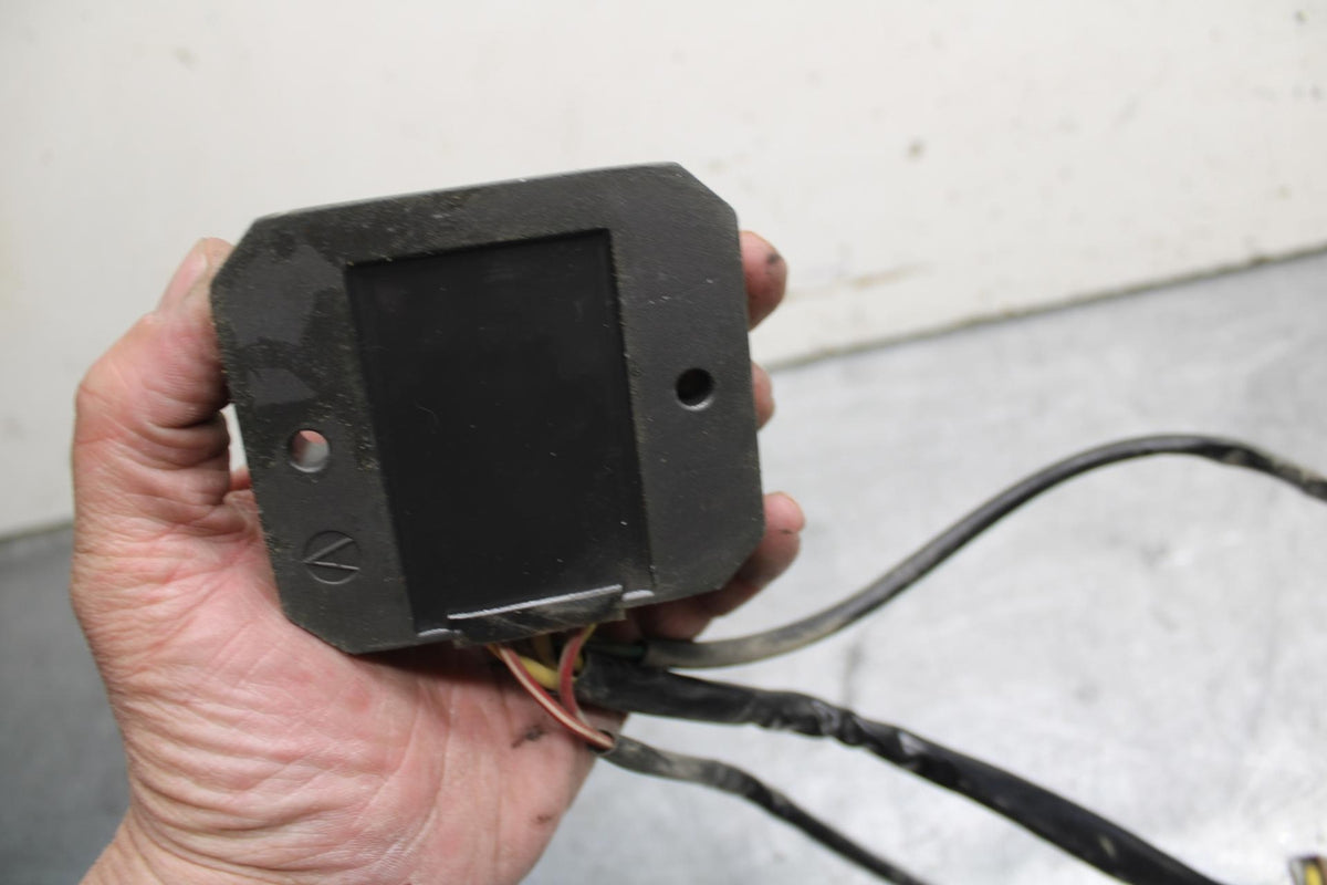 16-18 KTM 690 DUKE RECTIFIER VOLTAGE REGULATOR BB631