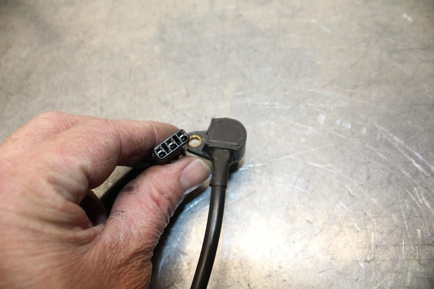 01 SUZUKI GSXR1000 SPEED SPEEDOMETER SENSOR 34990-35F00 BB100